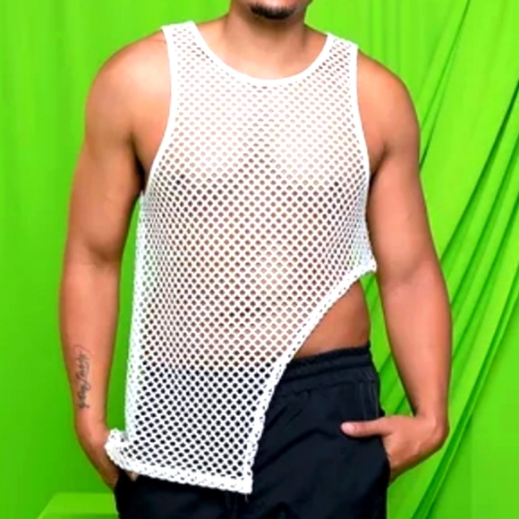 Asymmetrical hem netted top - Picture 2 of 4